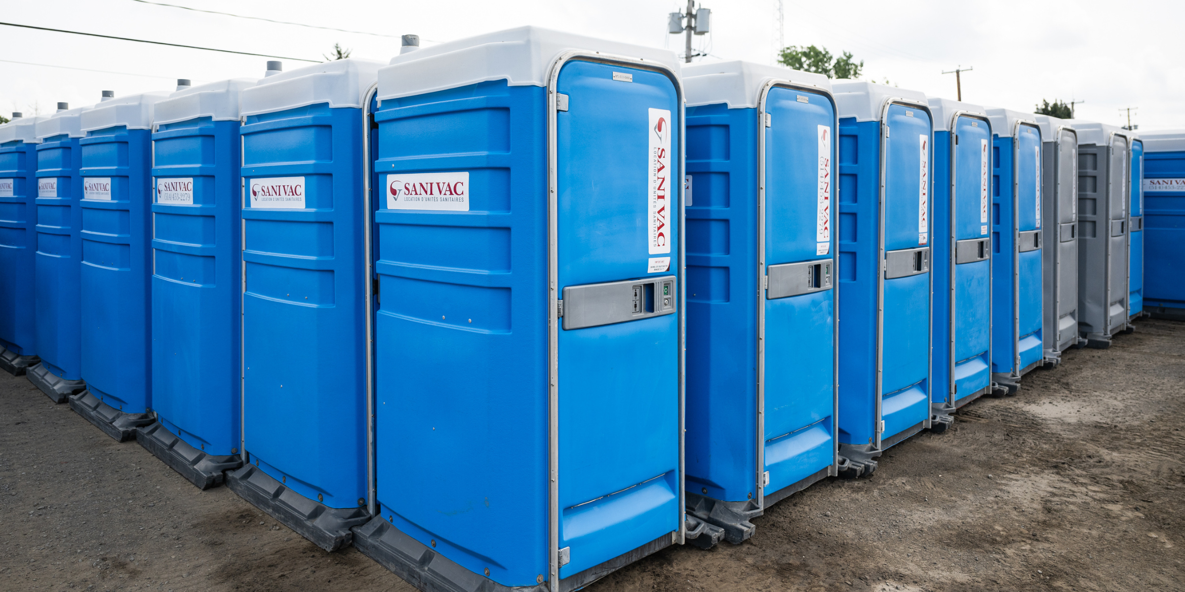 Location de toilettes portatives - Toilette construction - Sanivac