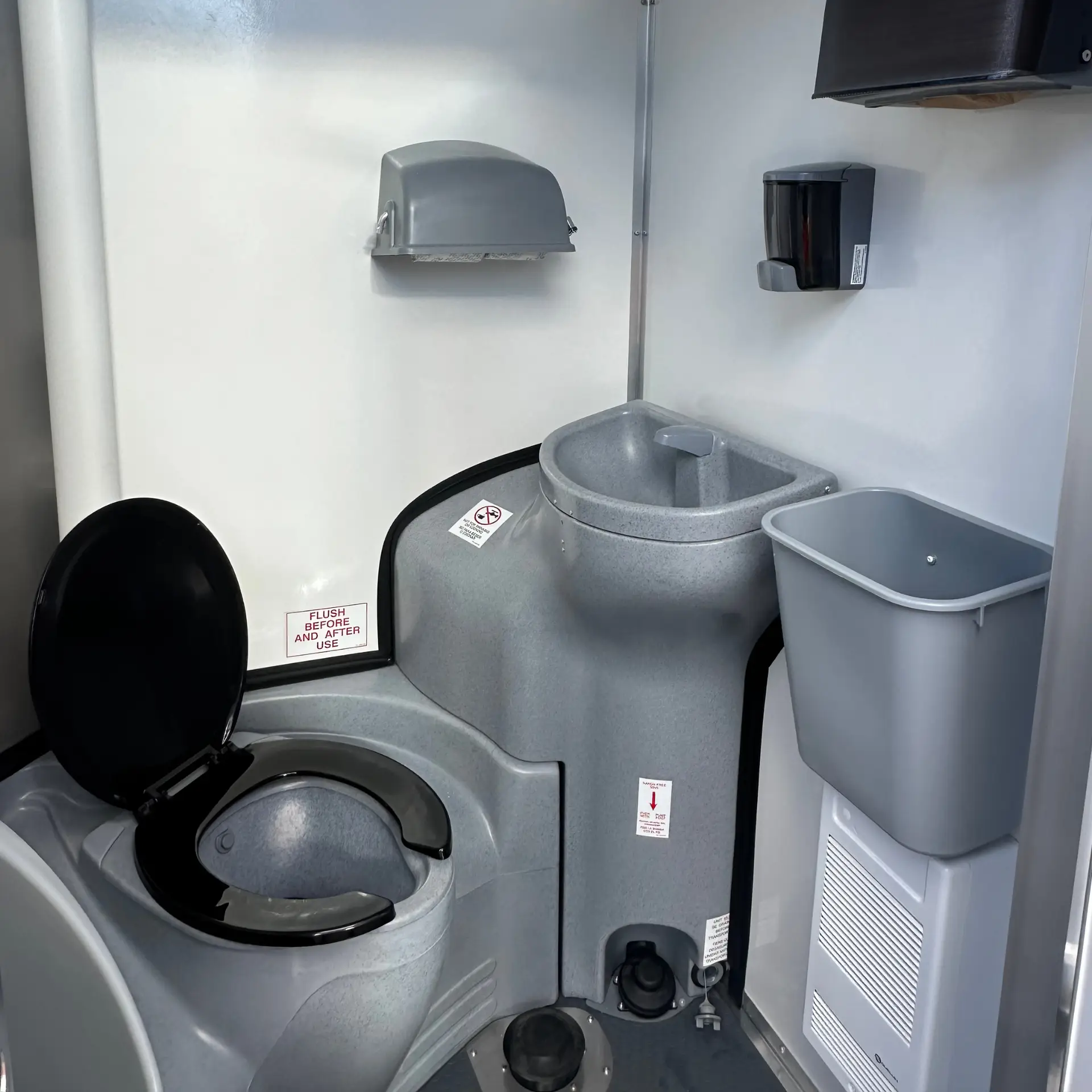 INTERSAN PLUS TOILET - Image 5