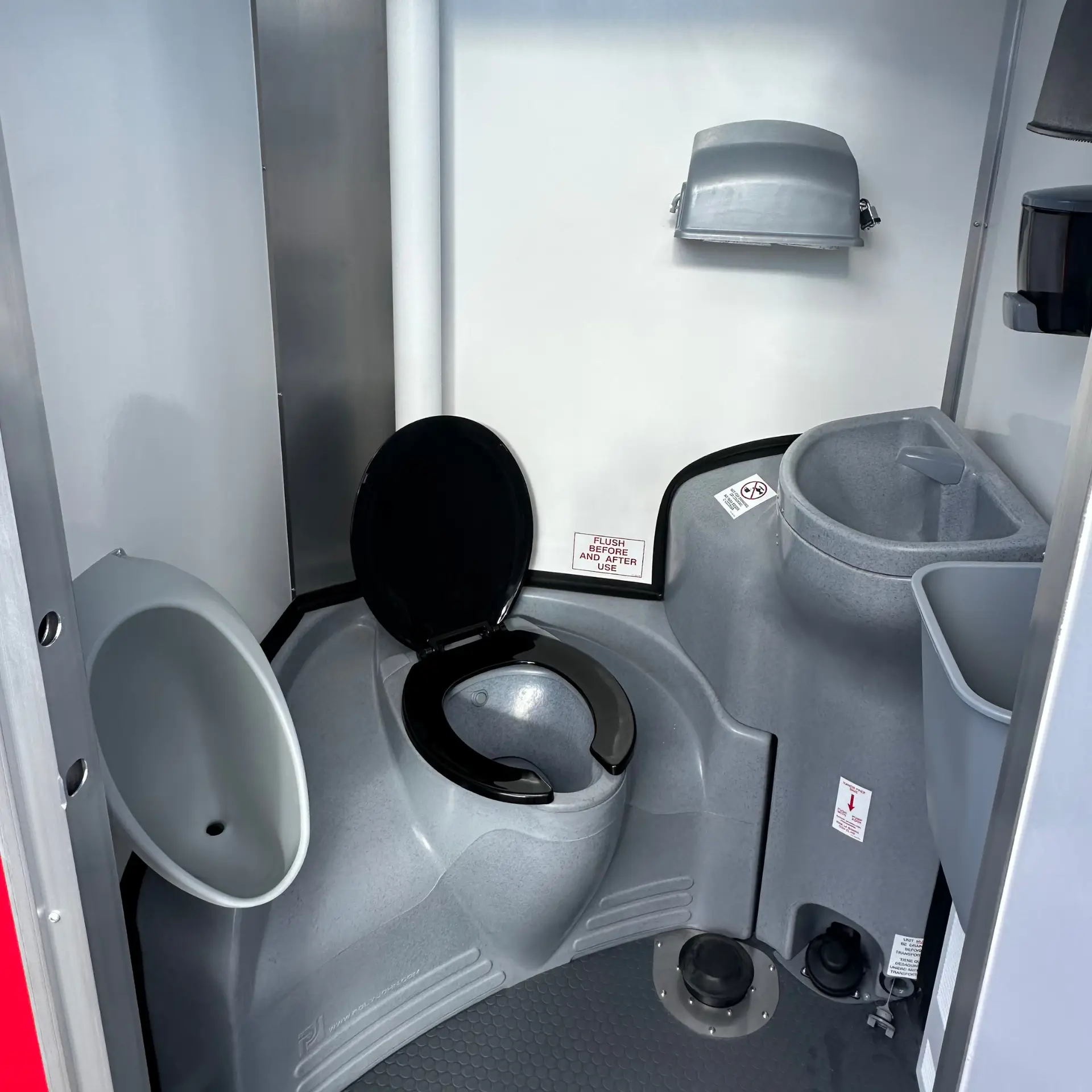 INTERSAN PLUS TOILET - Image 7