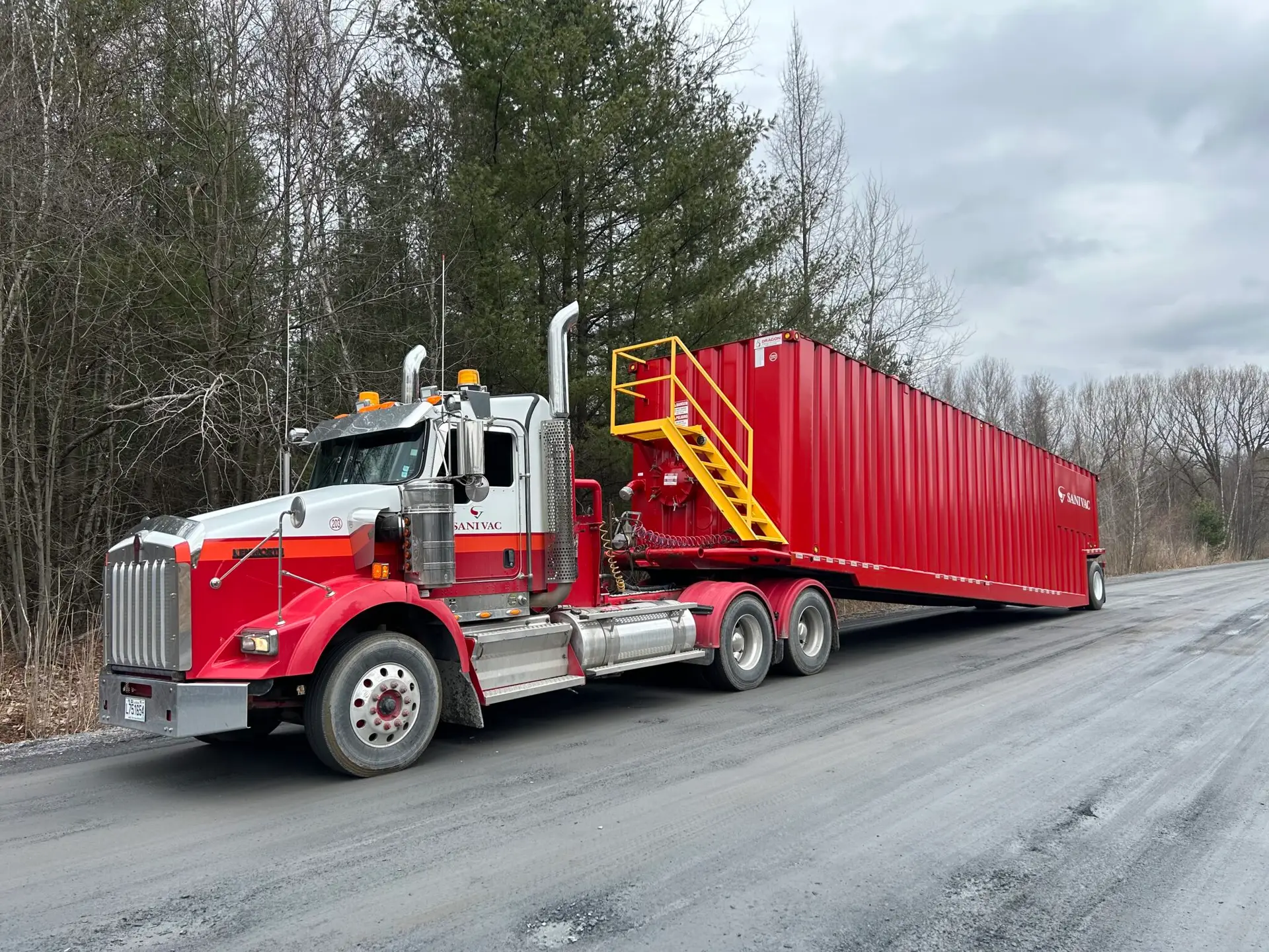Location de réservoir - Frac tank - sanivac