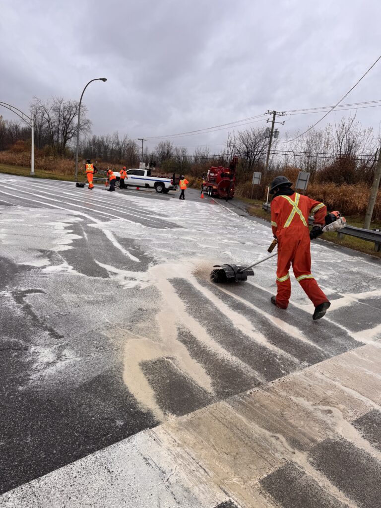 Nettoyage déversement - urgences environnementales - Sanivac