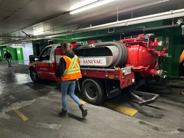 garage souterrains- Drain de garage - Pompage et nettoyage - Sanivac