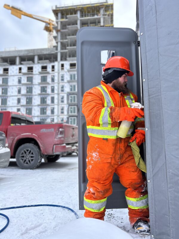 Pompage sanitaire - Toilette et blocs - Sanivac