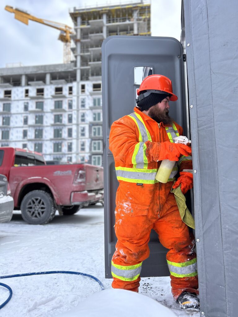 Pompage sanitaire - Toilette et blocs - Sanivac