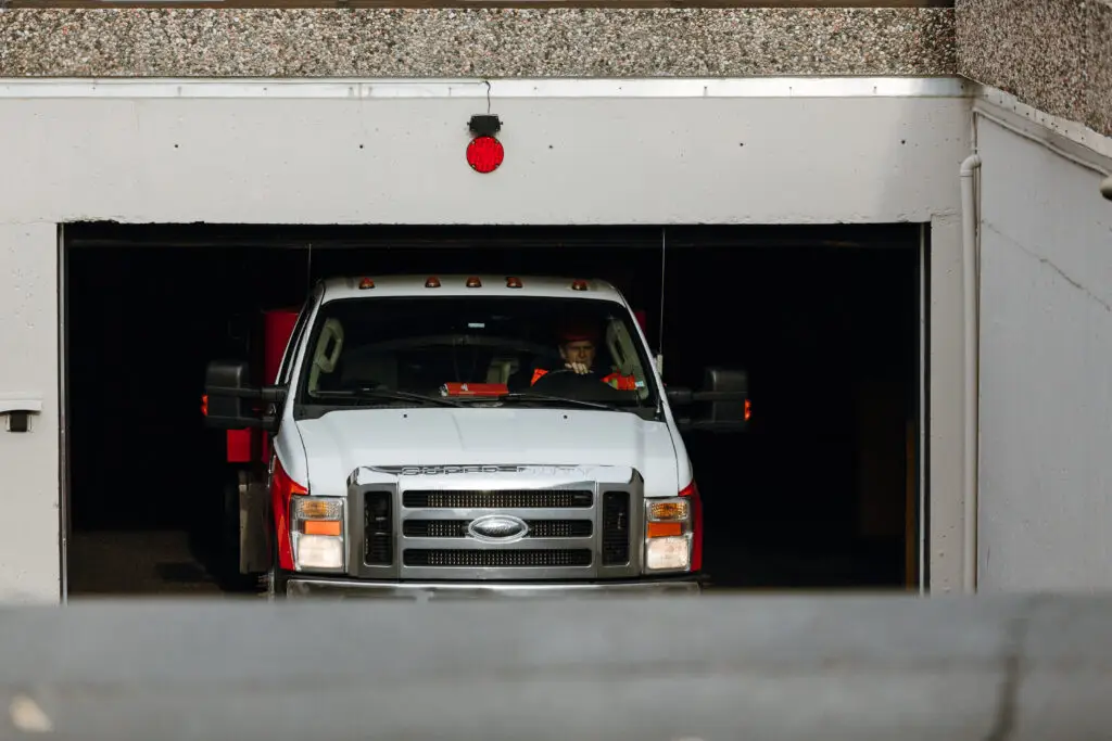 Garage souterrain - Drain de garage - Pompage et nettoyage - Sanivac