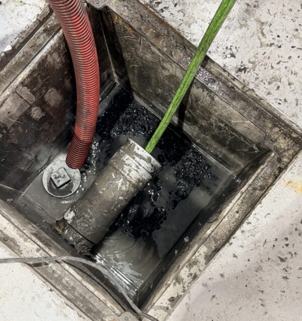 Séparateur d'huile - Pompage et nettoyage - Matière contaminée - Sanivac