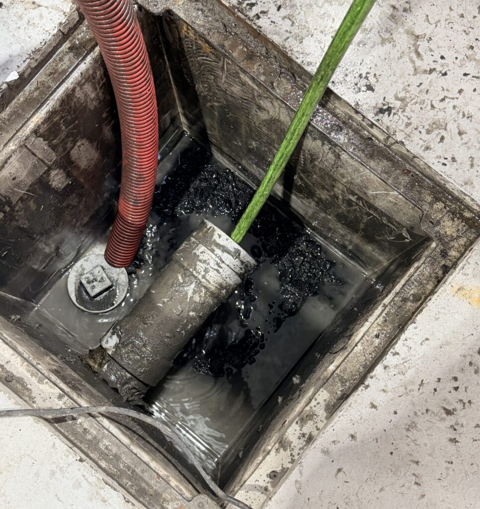 Séparateur d'huile - Pompage et nettoyage - Matière contaminée - Sanivac