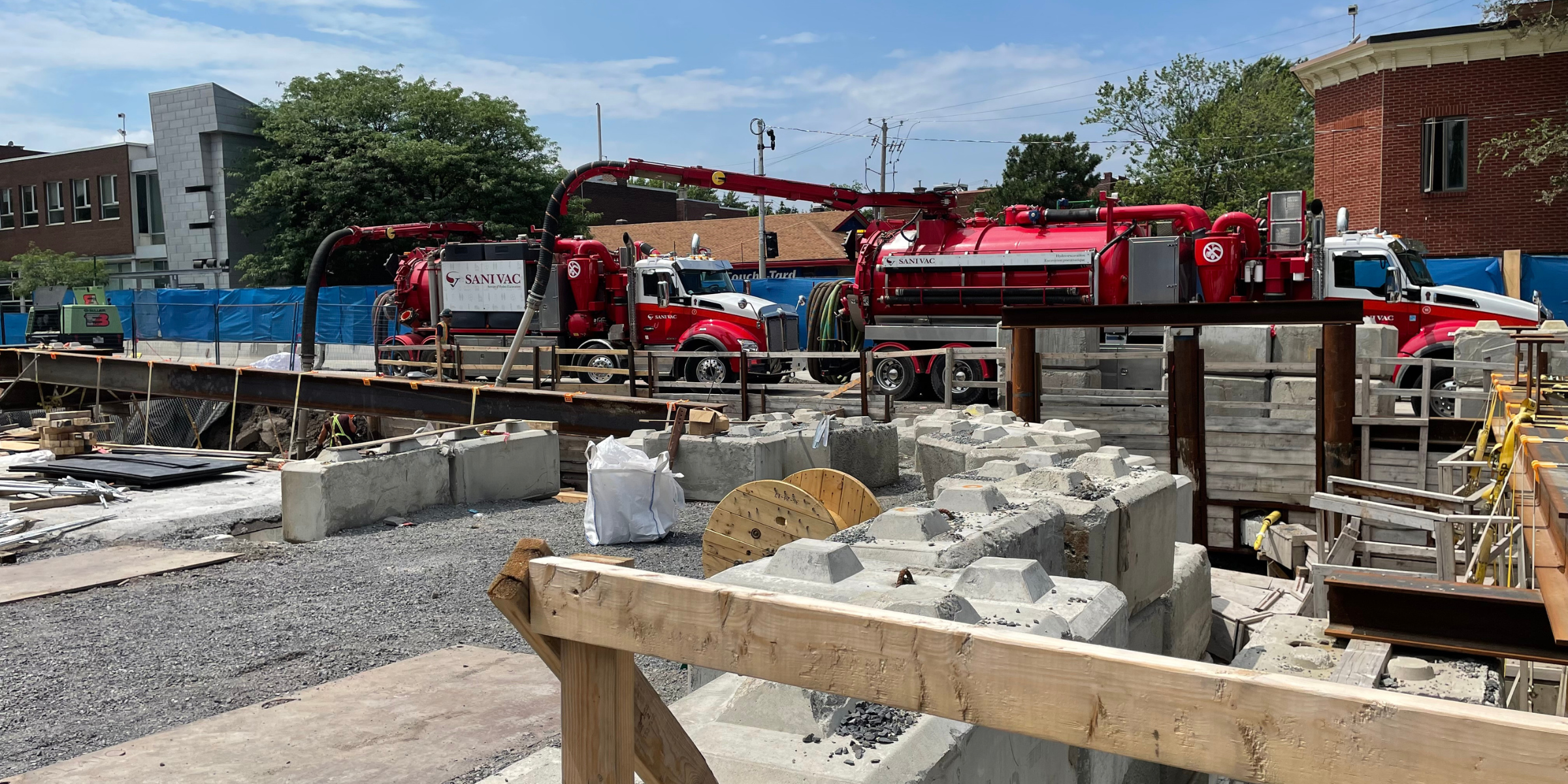 Hydro-excavation - Camion Hydrovac - Chantier et construction - Sanivac