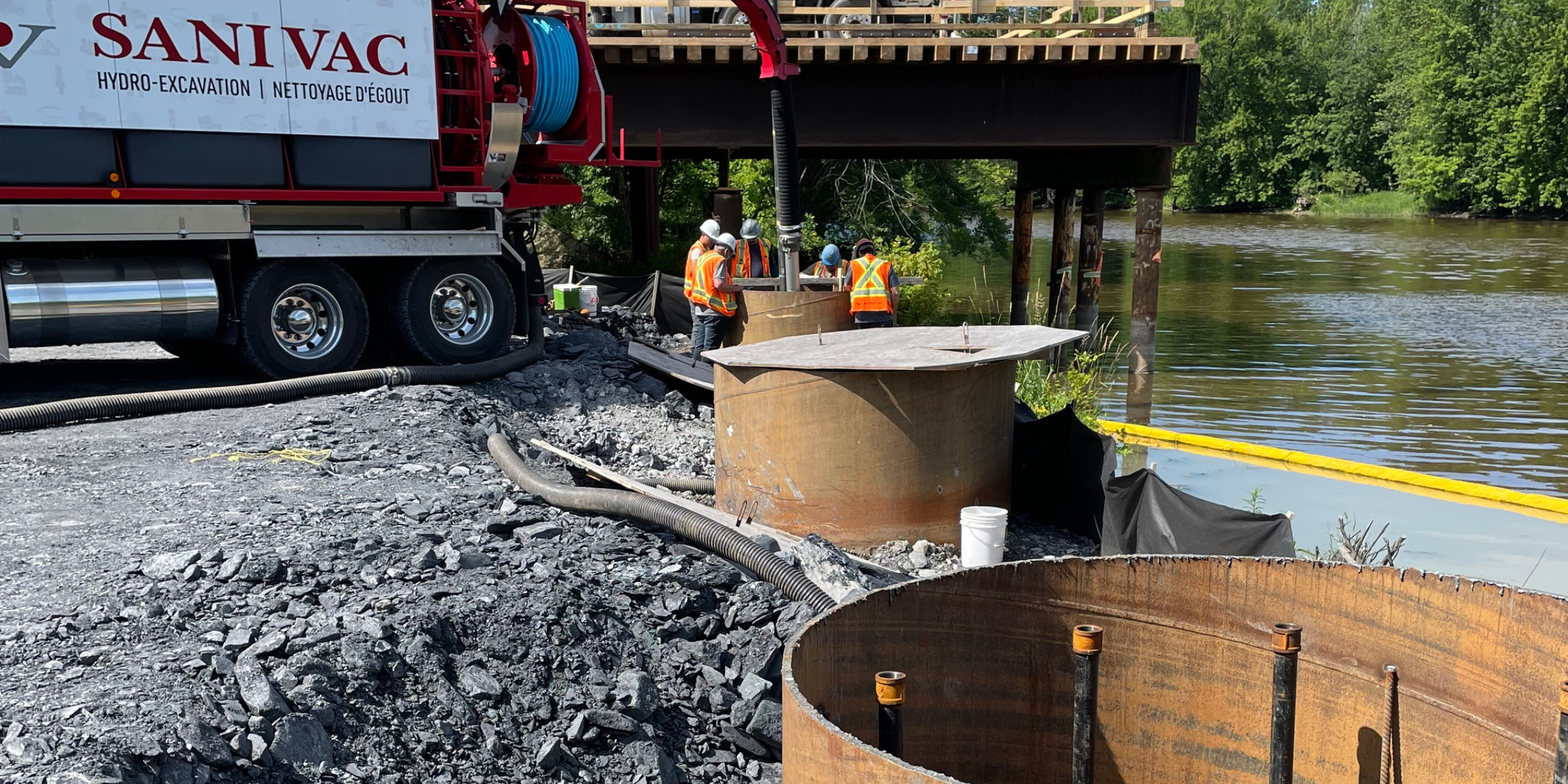 Hydro-excavation - Camion Hydrovac - Chantier et construction - Sanivac